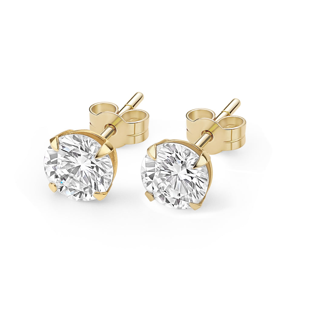 14kt. Yellow Gold Set of Stud Earrings with VVS Moissanite Stone – 0.8 mm