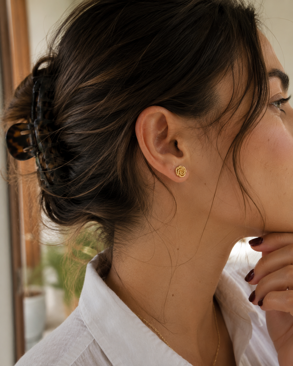 14kt. Gold Set of Stud Earrings with Rose Top – Yellow Gold – 0.8 mm
